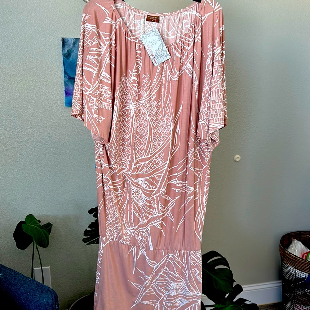 Wahine Toa Polynesian Hawaiian dress
